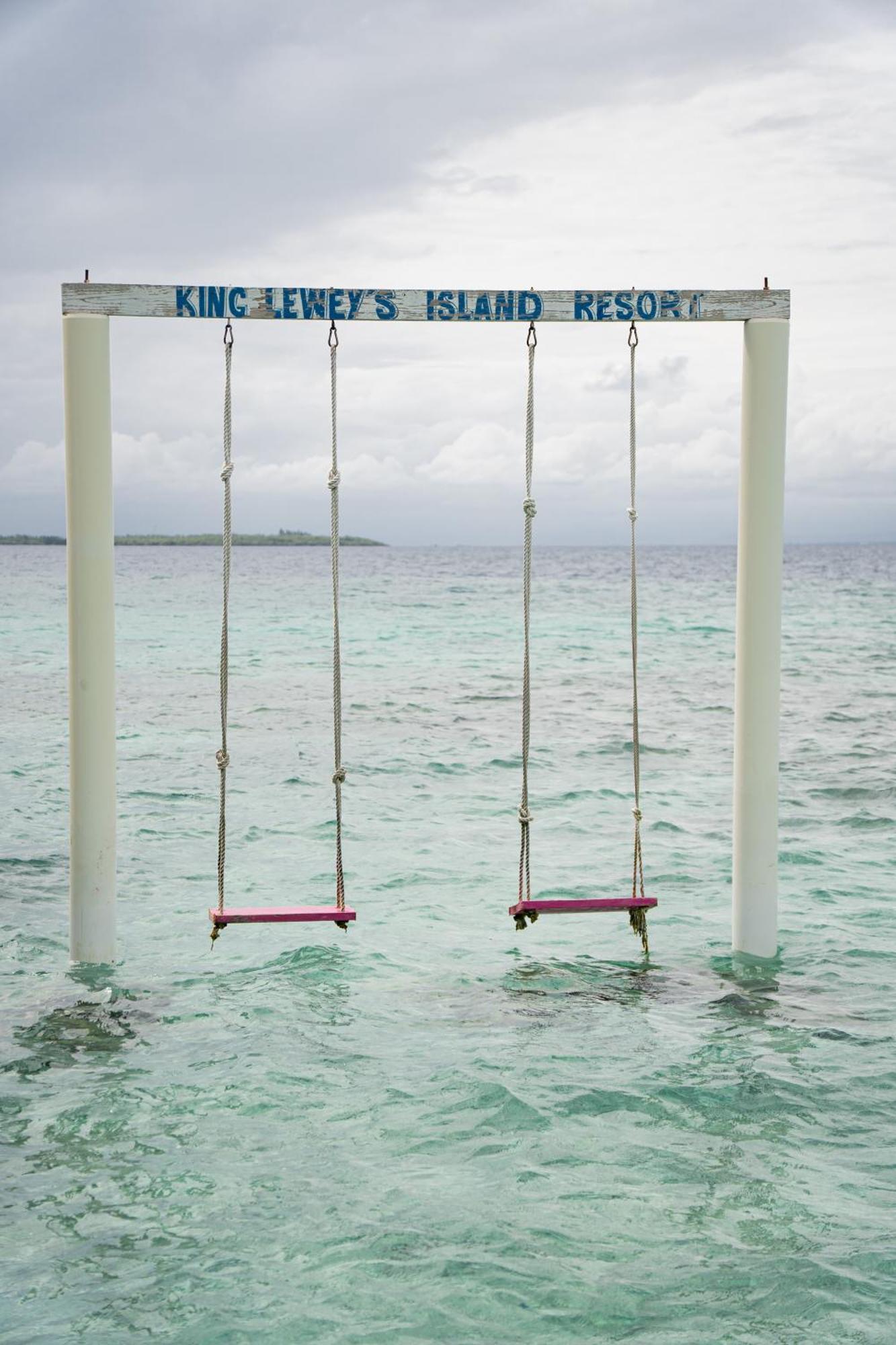 King Lewey'S Island Resort Placencia Exterior photo
